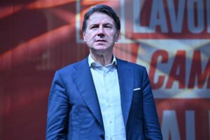 Ucraina, Conte: politica estera campo largo sarà decisa alle primarie