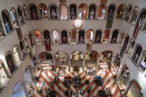 Giganti Ue del lusso: -250 mld di capitalizzazione da inizio anno