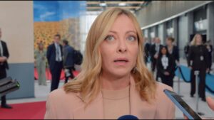 Meloni a Manfredi: ok a confronto ma con tutti Sindaci, non solo di una parte